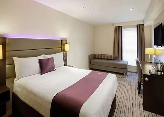 Premier Inn Perth City Centre